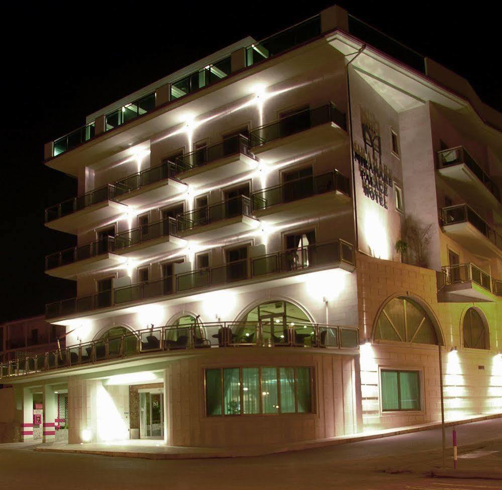 Miramare Palace Hotel Требизаче Екстериор снимка